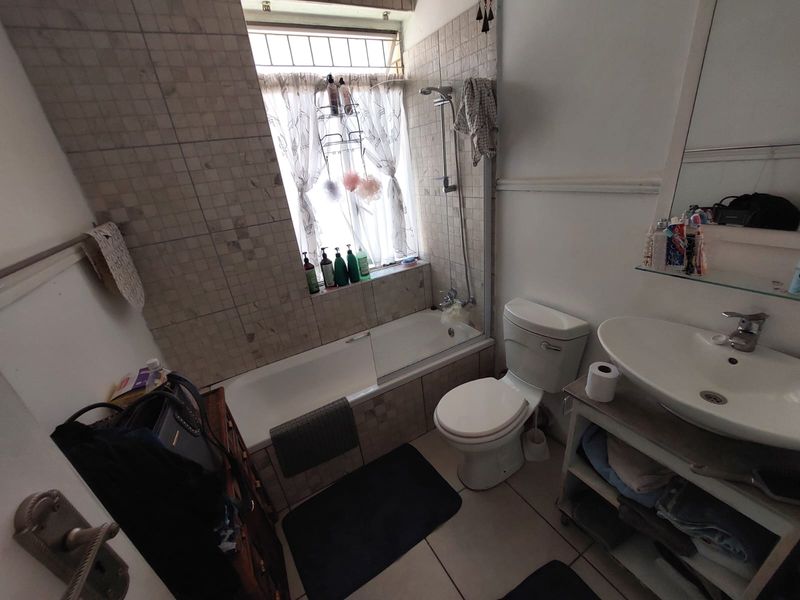 Townhouse Rental Monthly In Pretoria - Photo 10