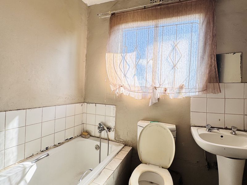 Opportunity to Renovate and Make It Your Own - Photo 6