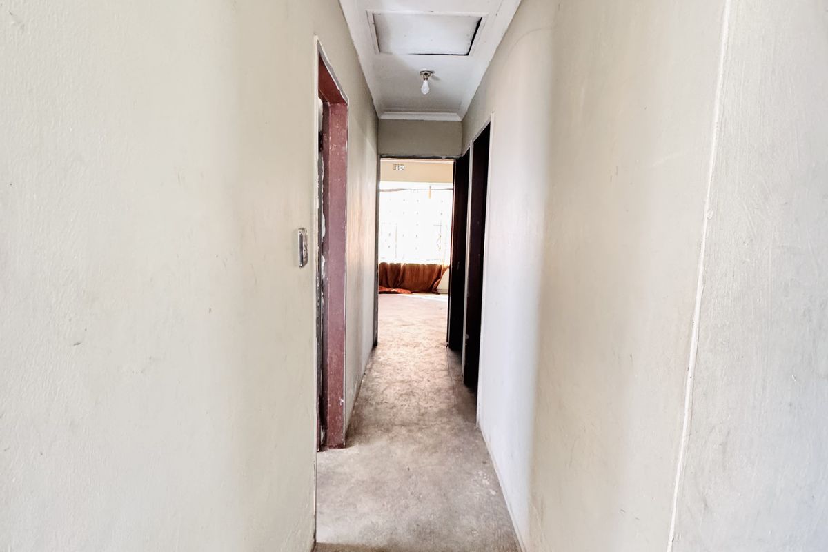 Opportunity to Renovate and Make It Your Own - Photo 5