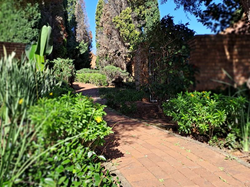 Secure and Central Townhouse Living in Centurion - Photo 8