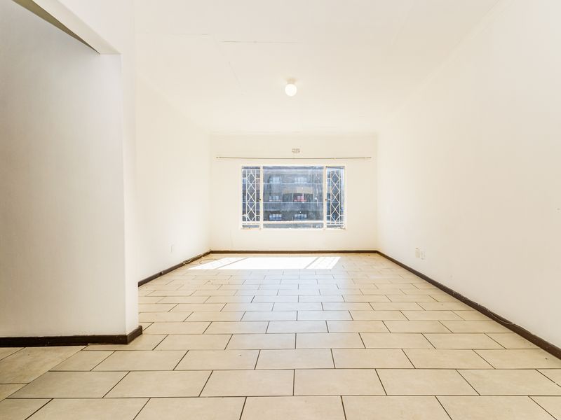 Wonderful Investment Opportunity in a Secure Complex - Photo 8