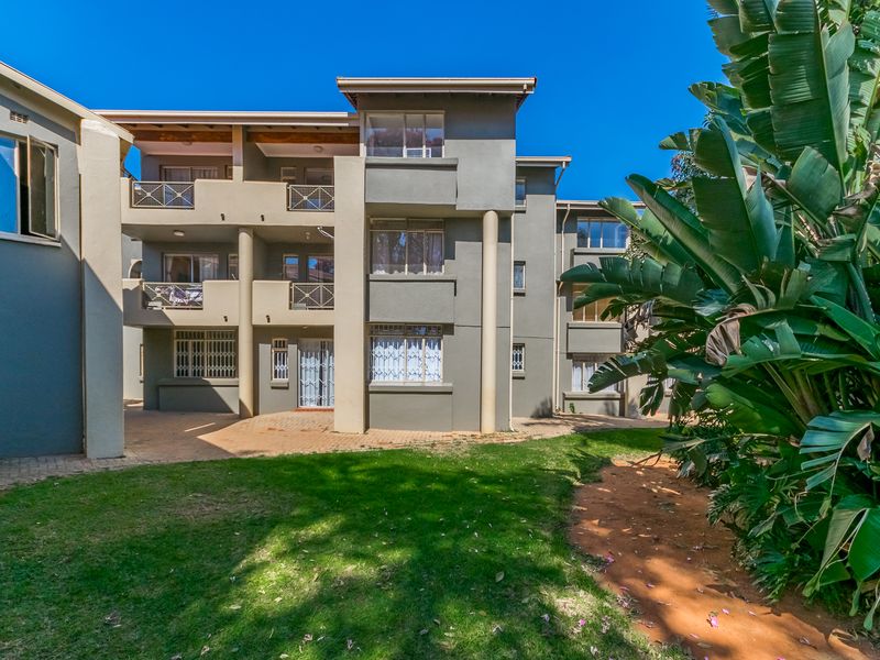 Wonderful Investment Opportunity in a Secure Complex - Photo 3