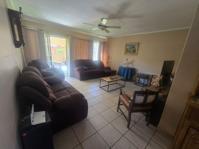 3 Bedroom for sale for growing family! - Photo 6