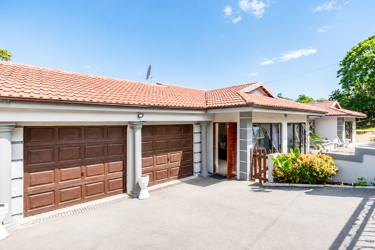 Contemporary Family Living in the Heart Westville - Photo 2