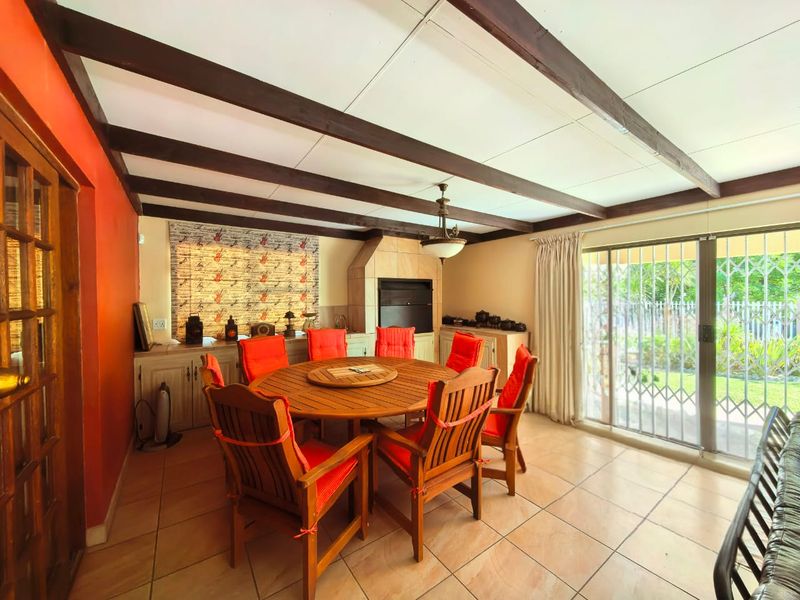 Beautiful, move-in ready, family house for sale in Sasolburg - Photo 6