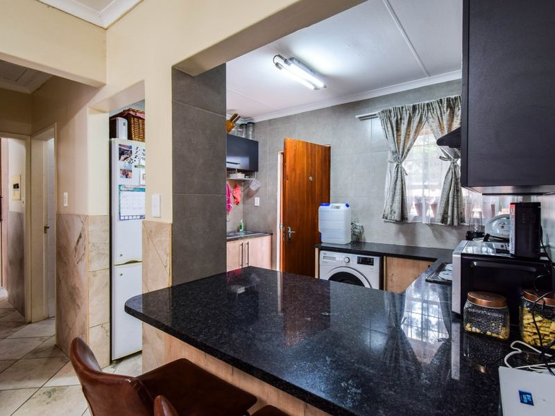 House For Sale In Pretoria - Photo 10