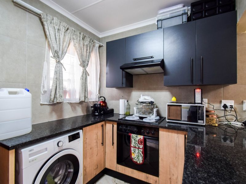 House For Sale In Pretoria - Photo 8