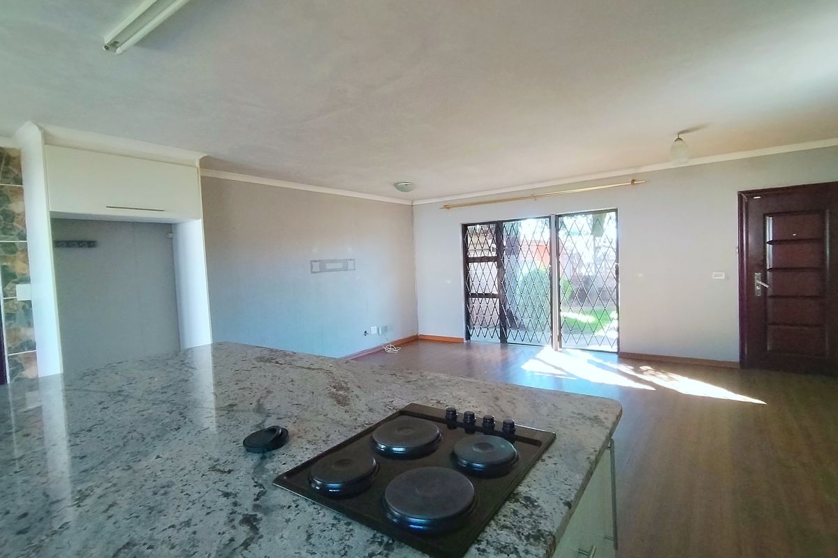 3 Bedroom House To-Let In Dalpark! - Photo 5