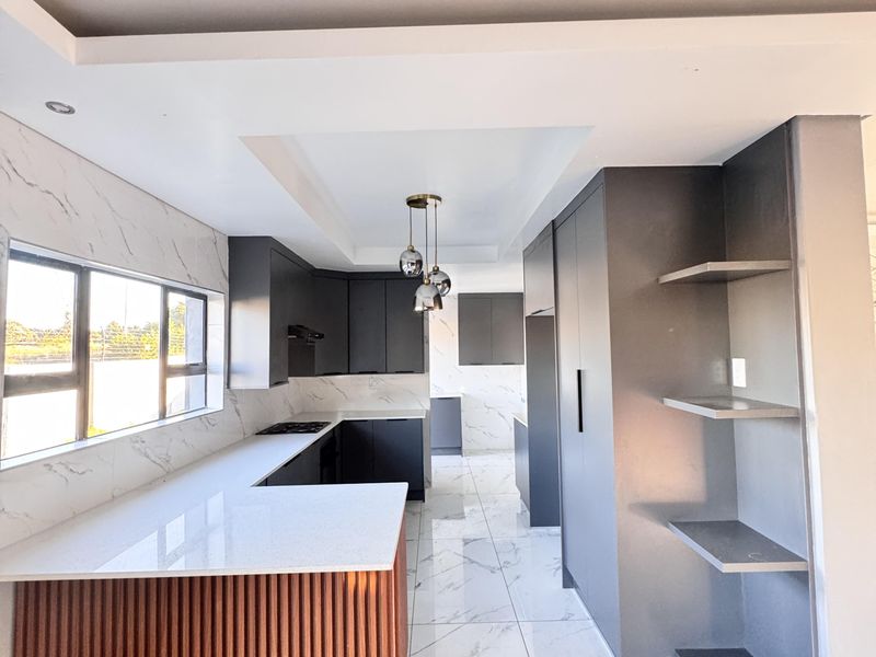 Modern Double-Storey Family Home with Pool & Stylish Entertainment Spaces - Photo 4