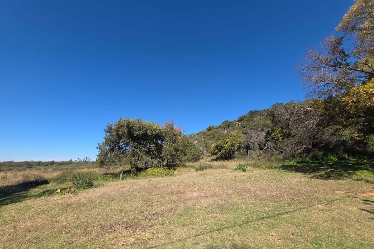 BEAUTIFUL PLOT FOR SALE IN SONLANDPARK - Photo 3