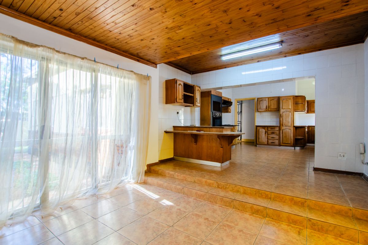 4 Bedroom House For Sale Brakpan Proper - Photo 3
