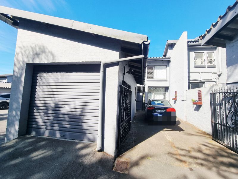 Duplex For Sale - Photo 1
