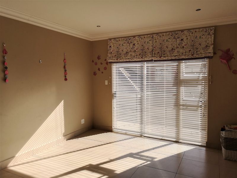 An Exceptional 4-Bedroom Double Storey Townhouse Designed for Refined Family Living - Photo 6