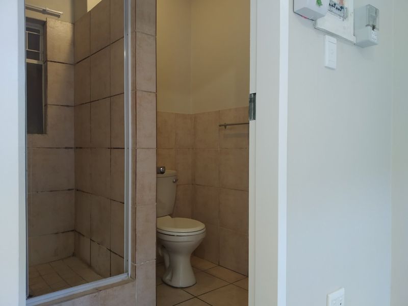 Secure Studio Living in the Heart of Milpark – Ideal Student or Young Professional Accommodation - Photo 7