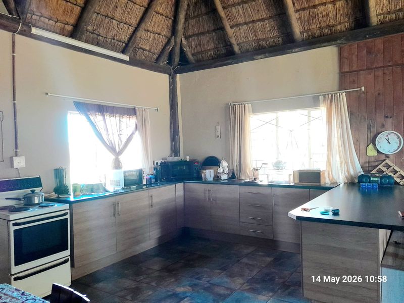 Multiple Dwellings;  Kraal;  Fertile soil; SOLAR - Photo 9