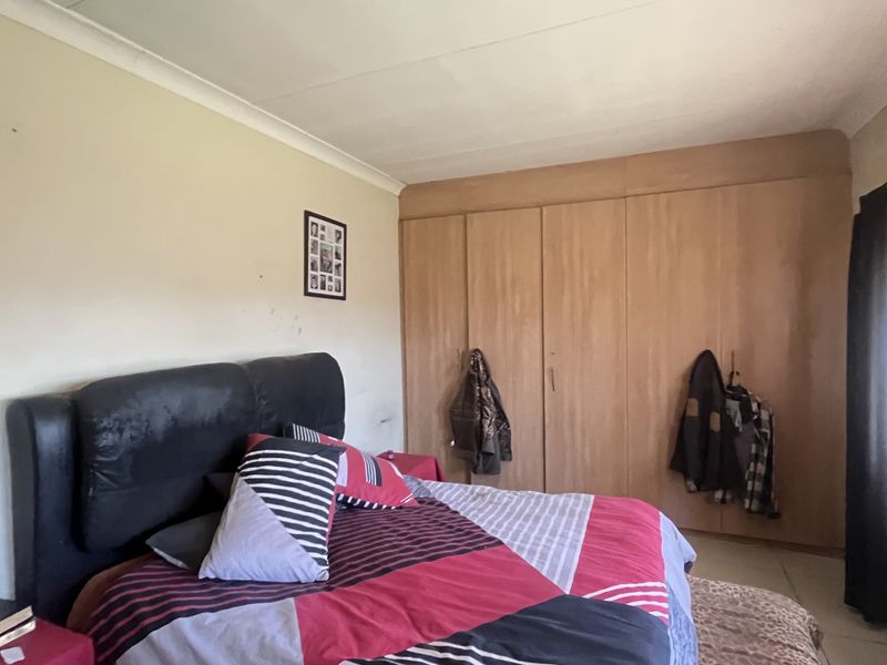 Versatile Property with Dual Living & Agricultural Potential - Photo 8