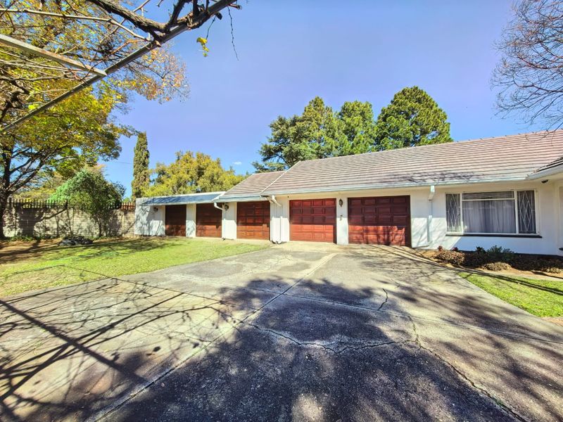 Beautiful, spacious, family house for sale in Sasolburg in a prime area - Photo 6
