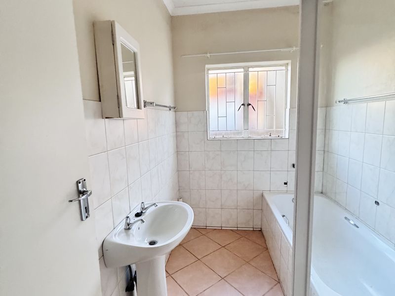 Affordable Family Home with Great Potential in Mineralia Middleurg - Photo 10