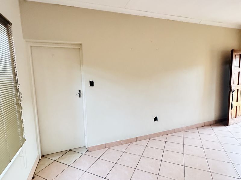 Affordable Family Home with Great Potential in Mineralia Middleurg - Photo 8