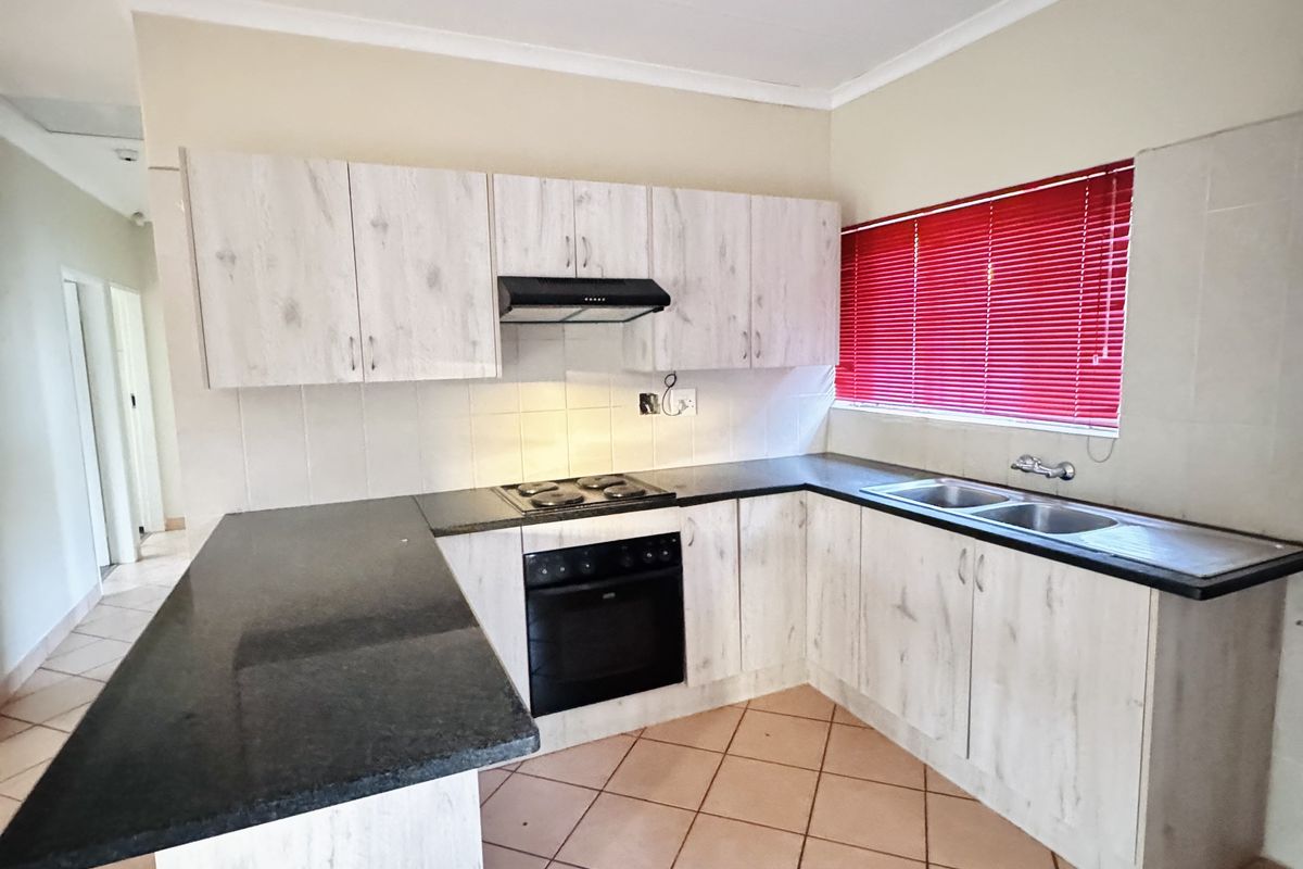 Affordable Family Home with Great Potential in Mineralia Middleurg - Photo 2