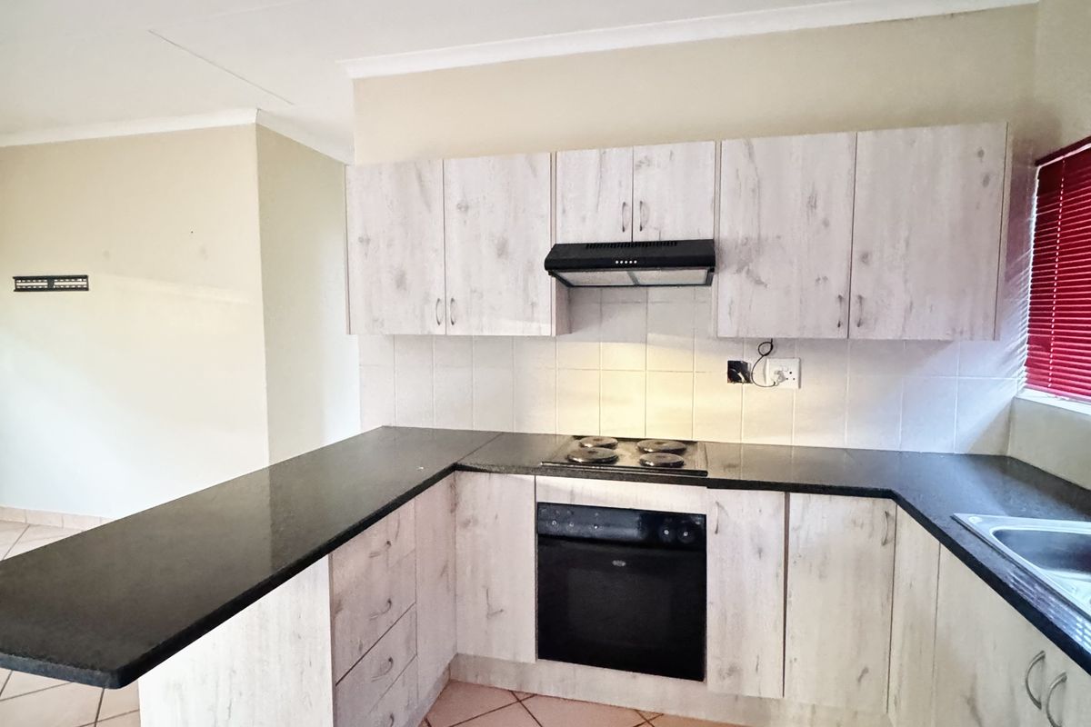 Affordable Family Home with Great Potential in Mineralia Middleurg - Photo 4