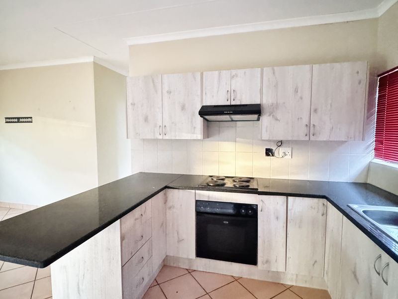 Affordable Family Home with Great Potential in Mineralia Middleurg - Photo 4