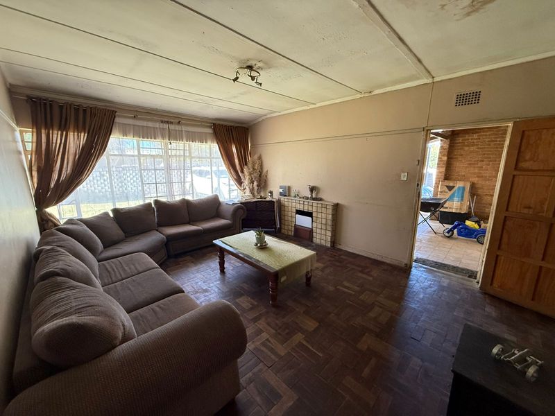 INVESTOR’S DREAM IN SW5! - Photo 5