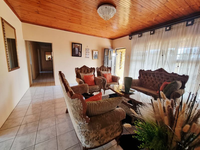 Sole Mandate- House For Sale - Photo 4