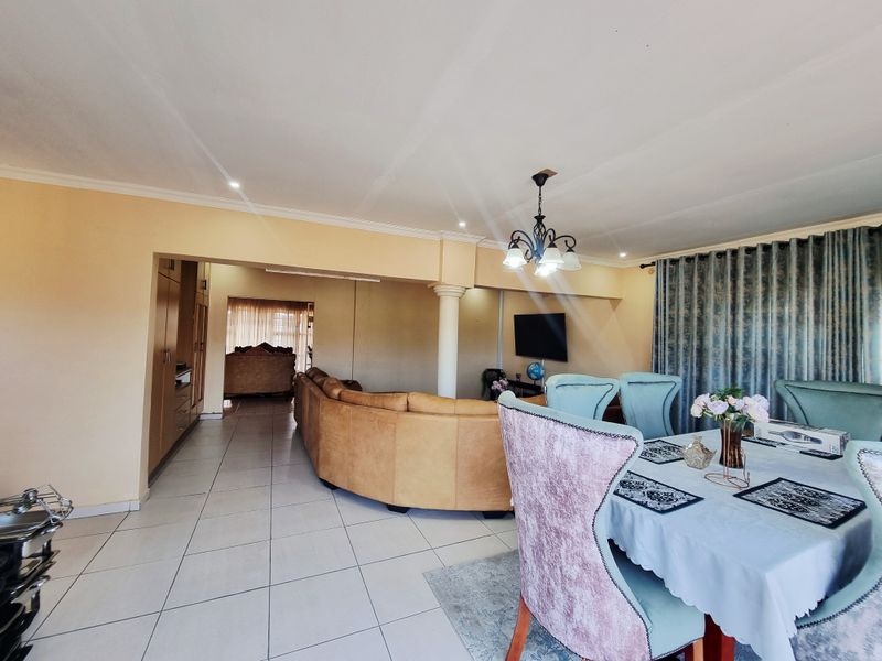Sole Mandate- House For Sale - Photo 10