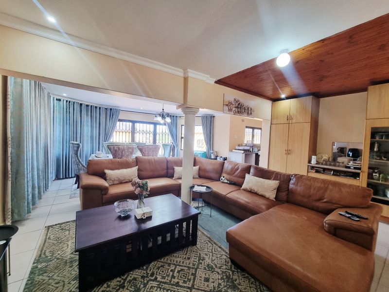 Sole Mandate- House For Sale - Photo 8