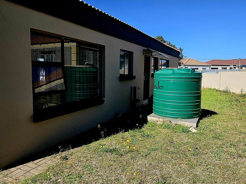 Modern Comfort in a Secure Complex - Photo 7