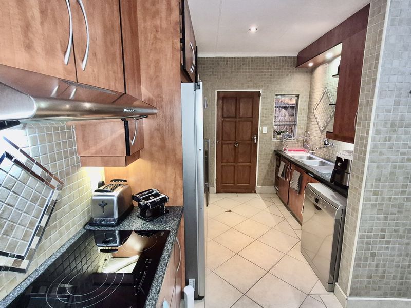 Modern and elegant townhouses for sale in del Judor x 4 - Photo 10