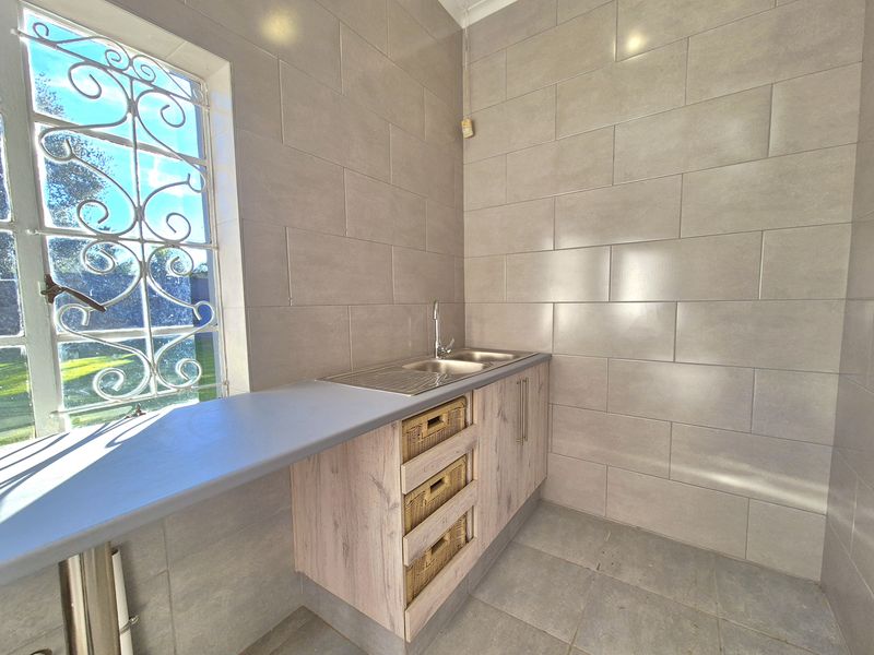 STUNNING NEWLY RENOVATED HOME FOR SALE! - Photo 5