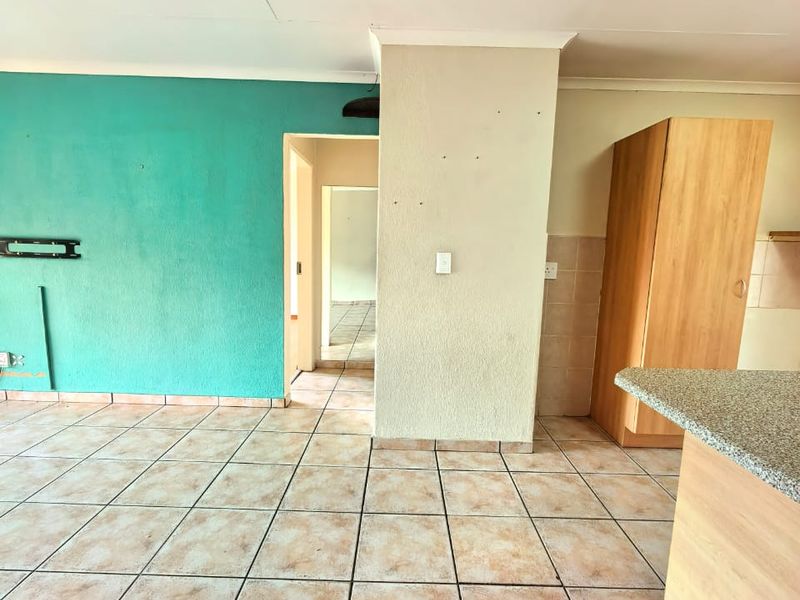 Neat, facebrick townhouse for sale in Sasolburg in a popular complex - Photo 7