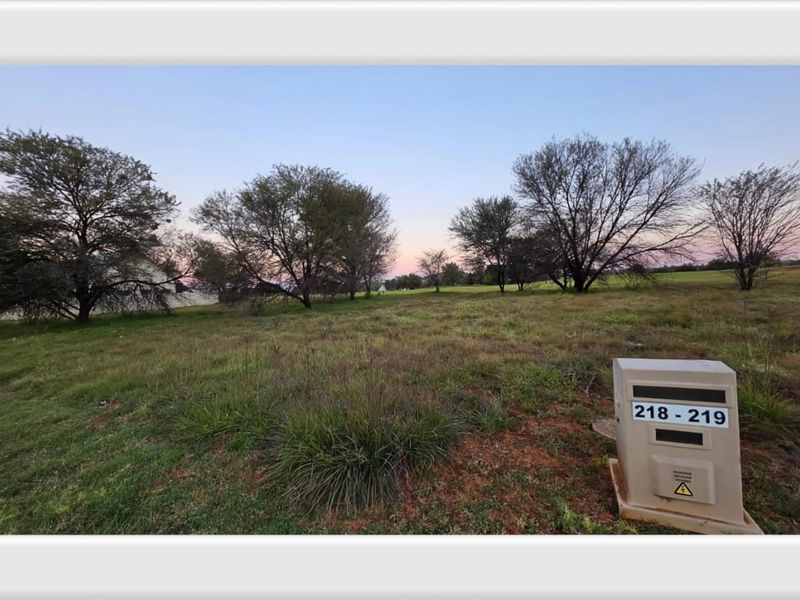 BUILD YOUR DREAM HOME IN ONE OF PARYS’ MOST EXCLUSIVE AREAS! - Photo 3