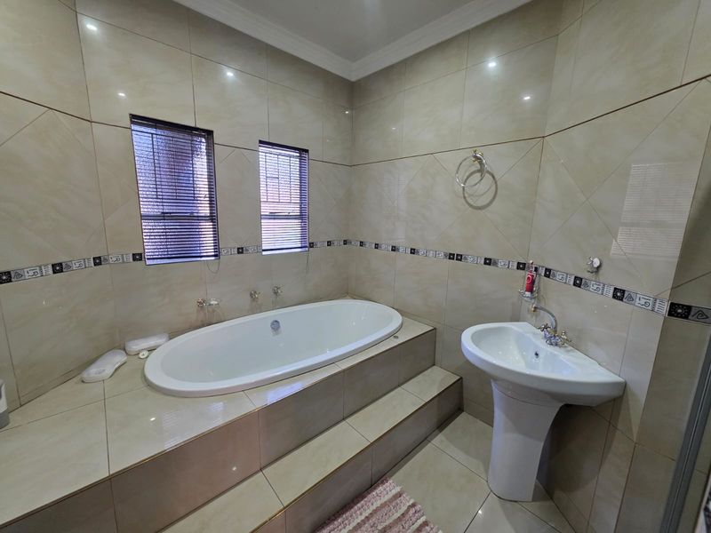 House Rental Monthly In Sasolburg - Photo 8
