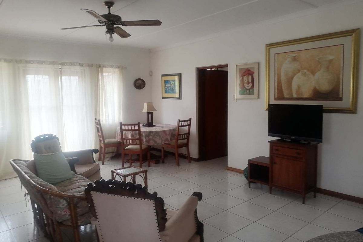 Stunning 2 Bedroom Cottage for Rental - Photo 3