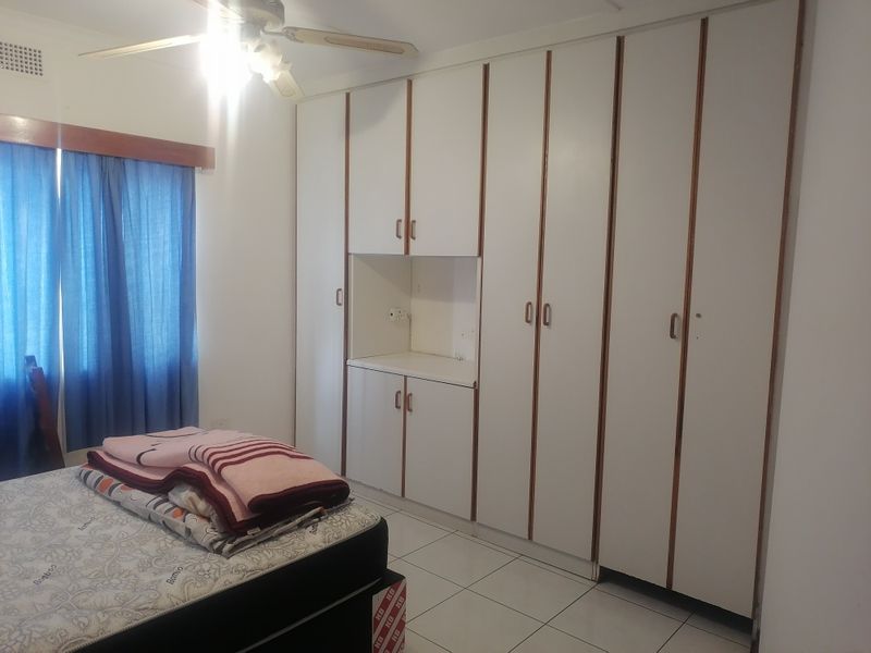 Stunning 2 Bedroom Cottage for Rental - Photo 4
