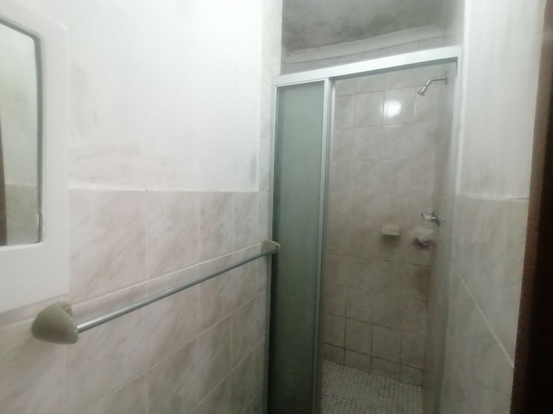 Stunning 2 Bedroom Cottage for Rental - Photo 7