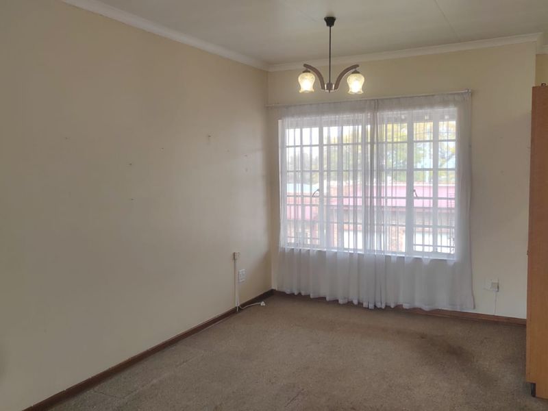 Very affordable,neat apartment in Sunair Park, Brakpan - Photo 7