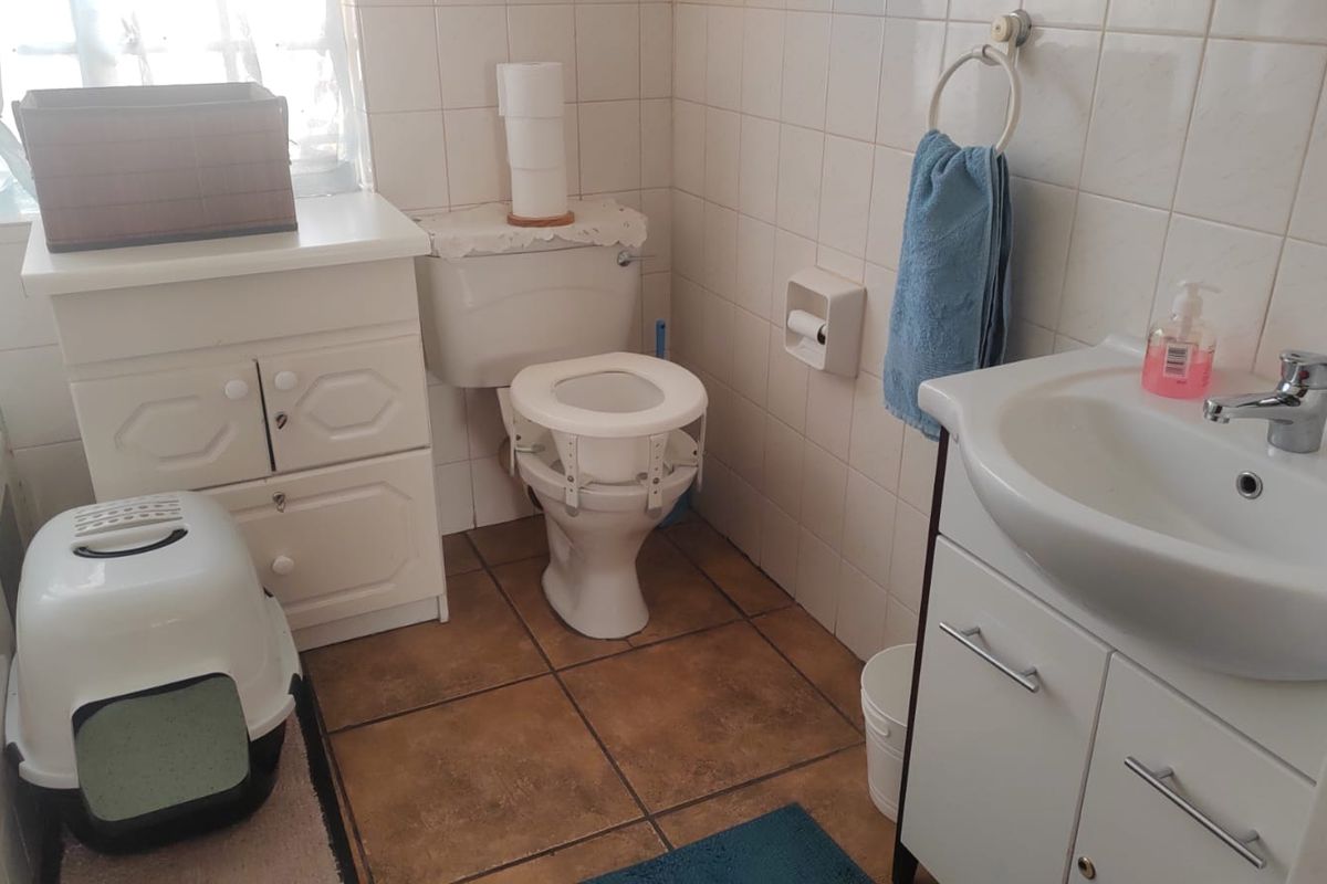 Lovely 2 bedrooms, 2 bathrooms property in Sunair Park, Brakpan - Photo 3