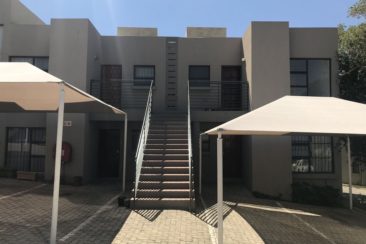 Investment Opportunity in Secure Complex in Paulshof - Photo 2