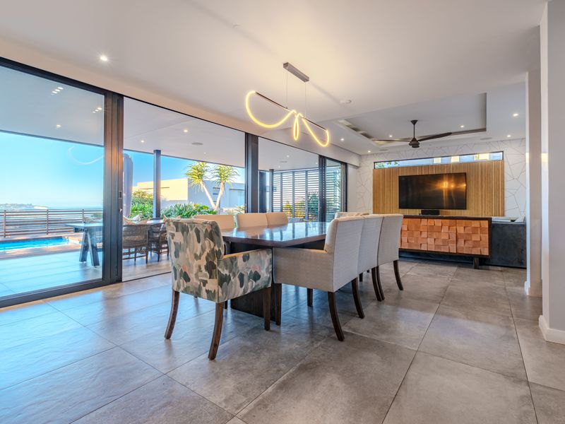 Coastal Elegance in an Exclusive Boutique Estate - Photo 8