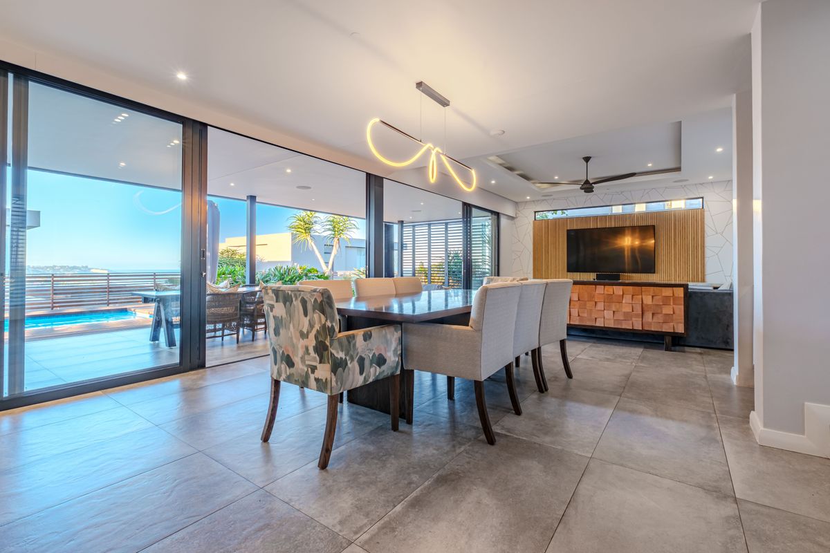 Coastal Elegance in an Exclusive Boutique Estate - Photo 2
