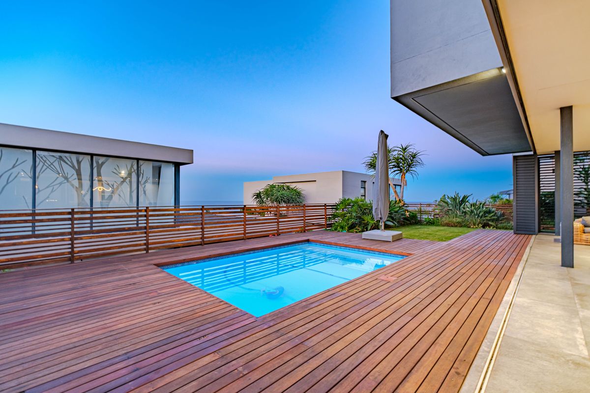 Coastal Elegance in an Exclusive Boutique Estate - Photo 3