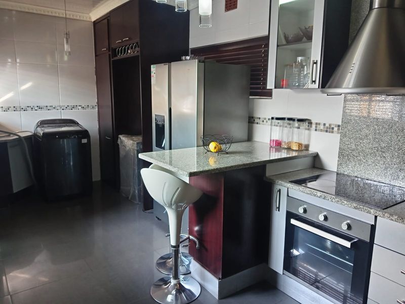 Charming Family Home for Sale in Vanderbijlpark CE3 - Photo 7