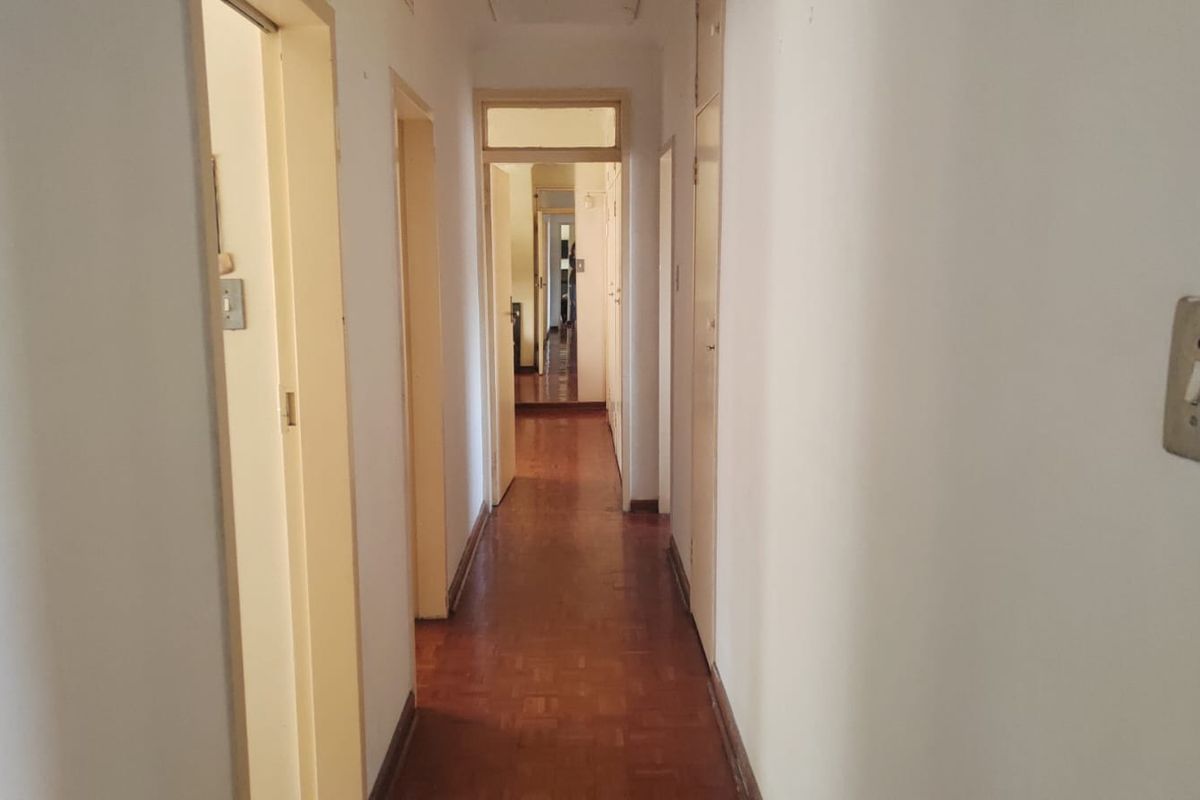 3 Bedroom property in Farrar Park,Boksburg-1031m2 with endless potential - Photo 5