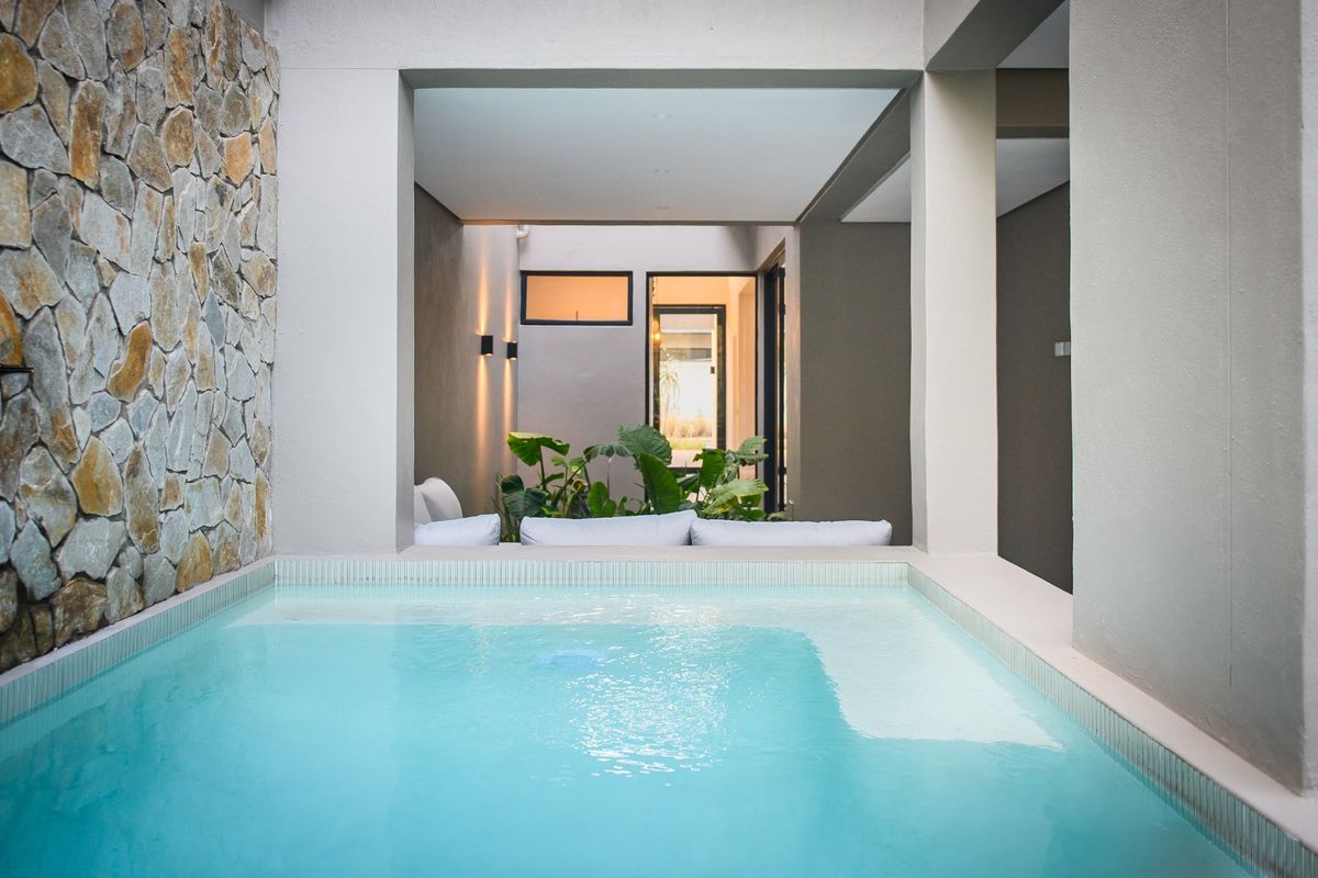 Luxury Coastal Living in Tahari Coatal Estate - Photo 4