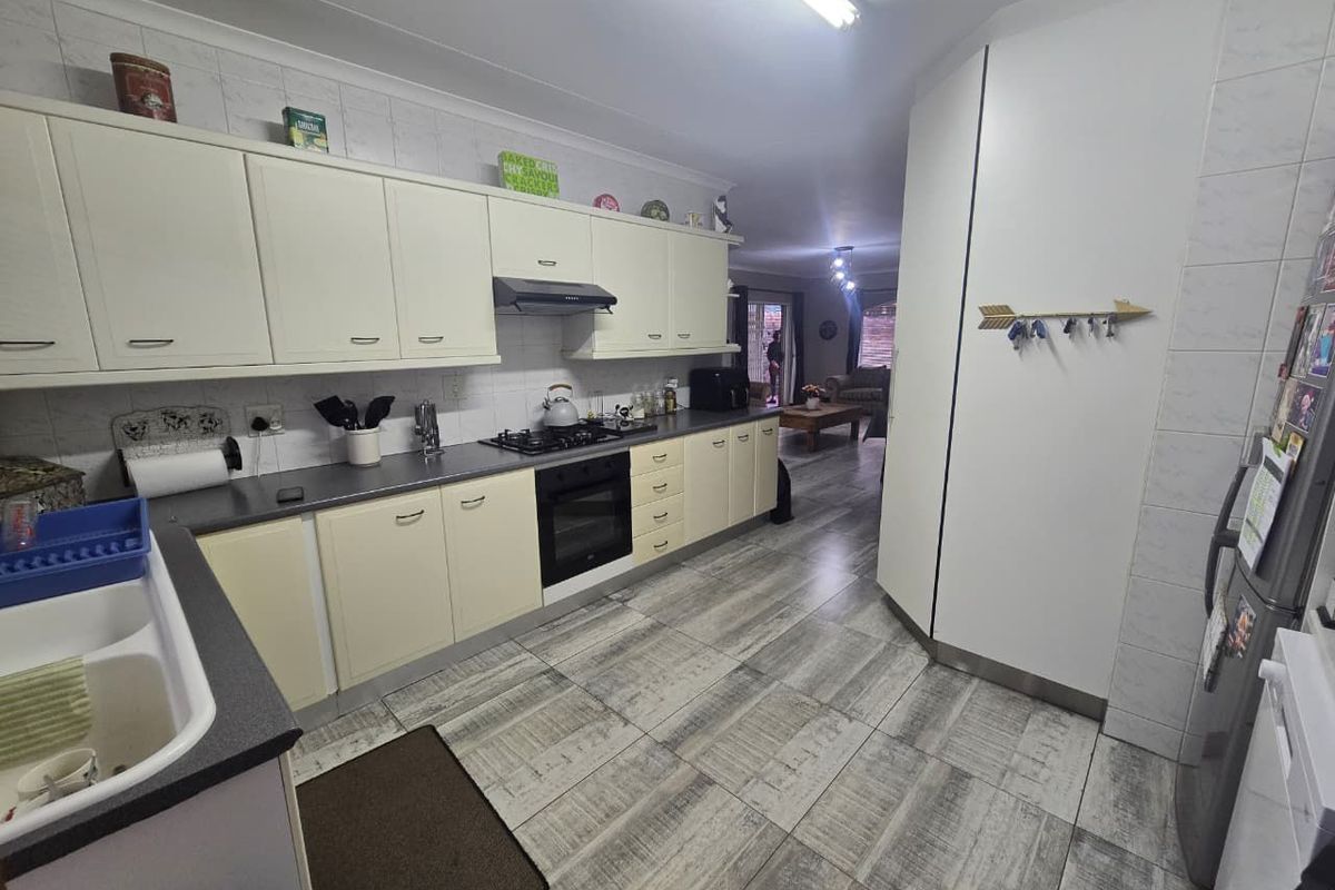 Welcome to this beautiful and well-maintained townhouse situated in the sought-after in Three Rivers - Photo 5