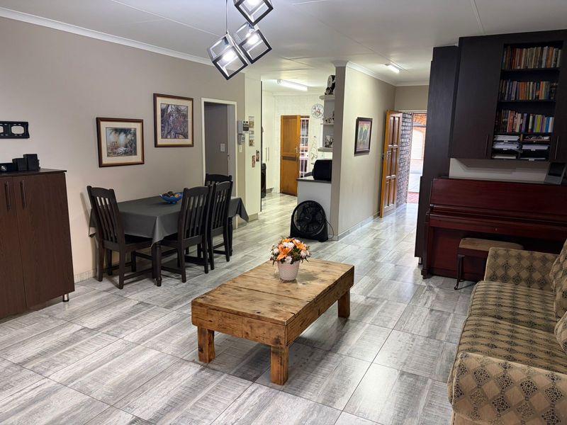 Welcome to this beautiful and well-maintained townhouse situated in the sought-after in Three Rivers - Photo 4